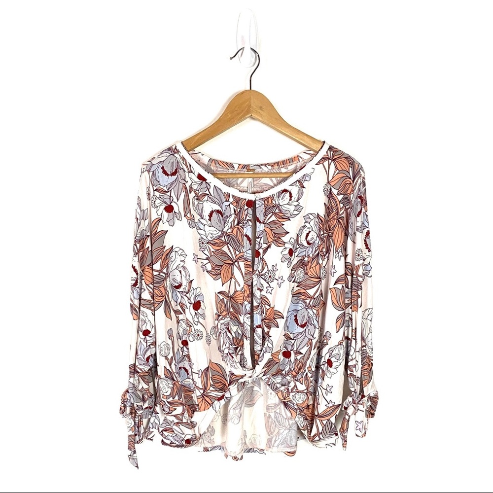 Free People Floral Dolman Keepin On Blouse - Picture 3 of 9